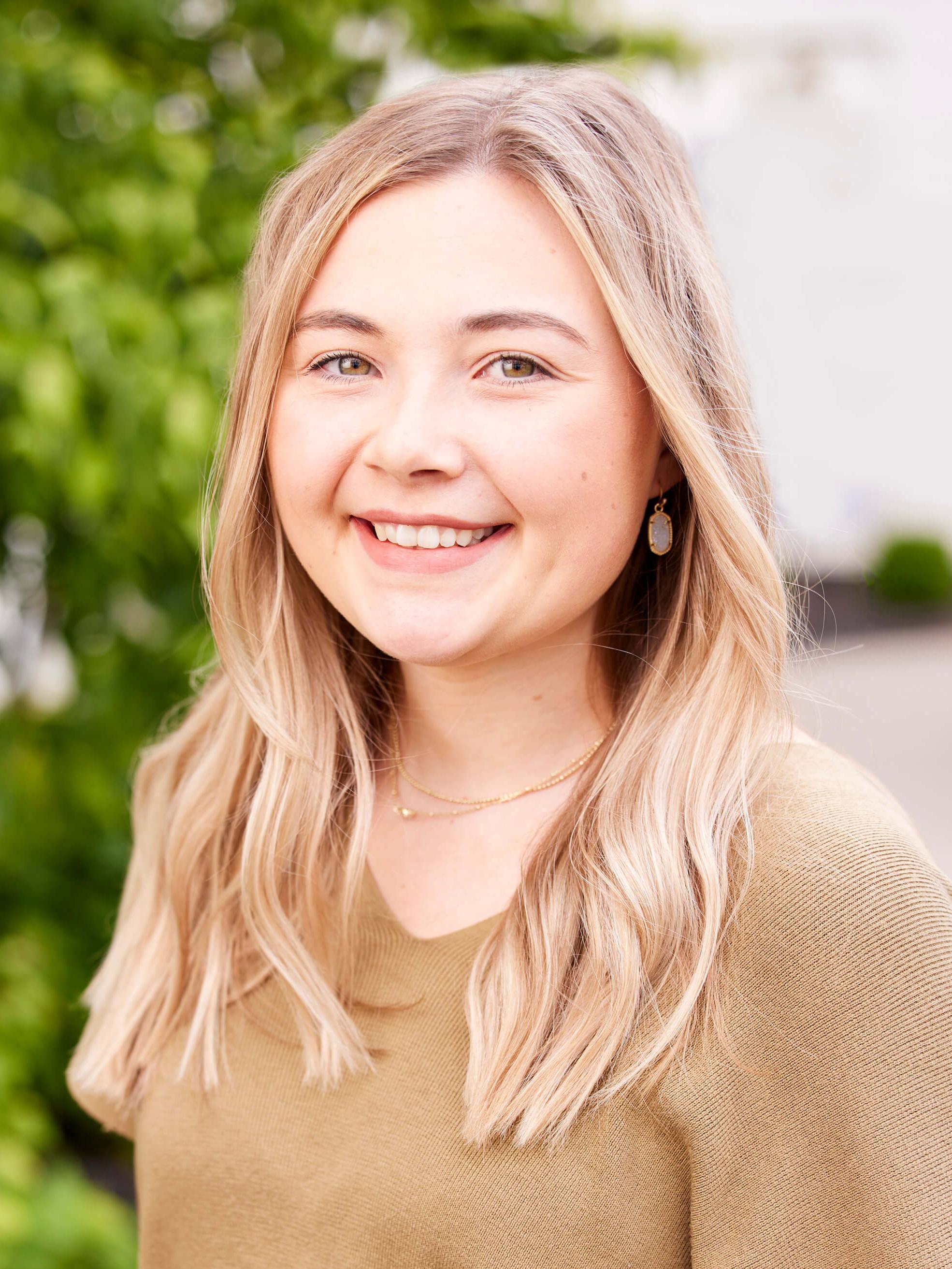 Headshot of Macee Vaskee